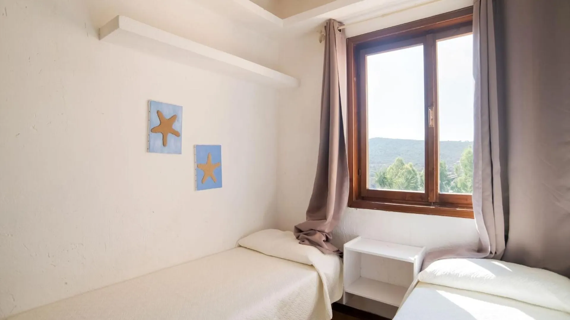 Apartment In Marinella Marinella