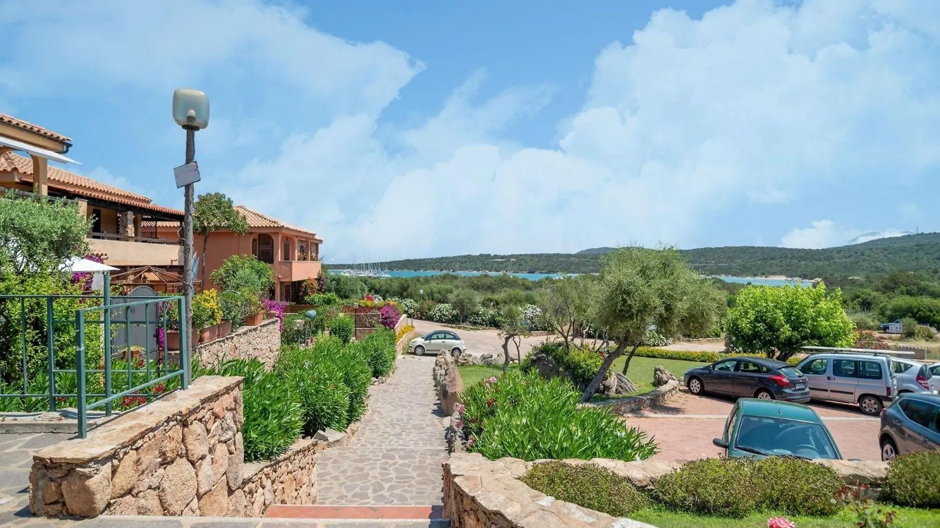 Apartment In Marinella Marinella  Italy